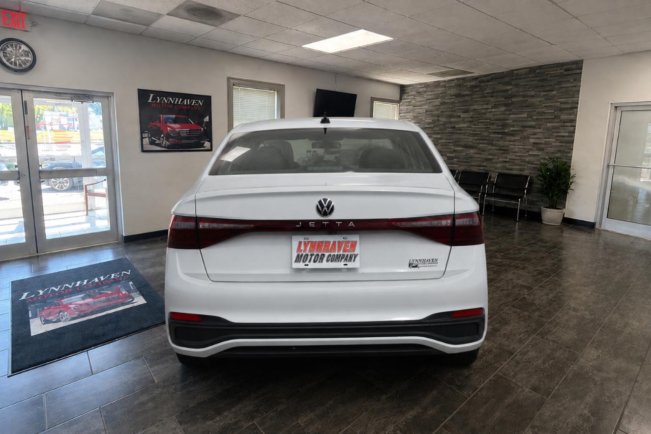 Volkswagen Jetta Sport 2025