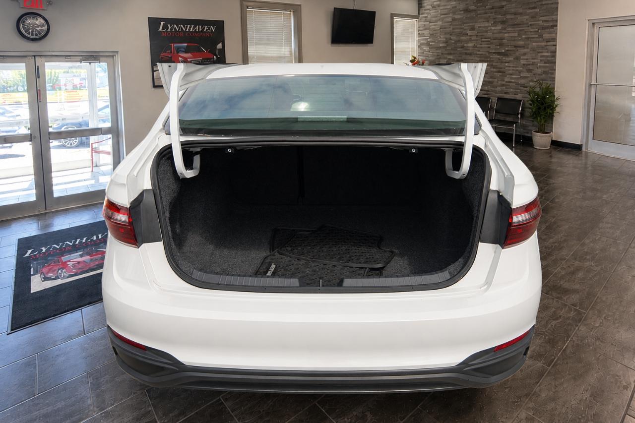 Volkswagen Jetta Sport 2025