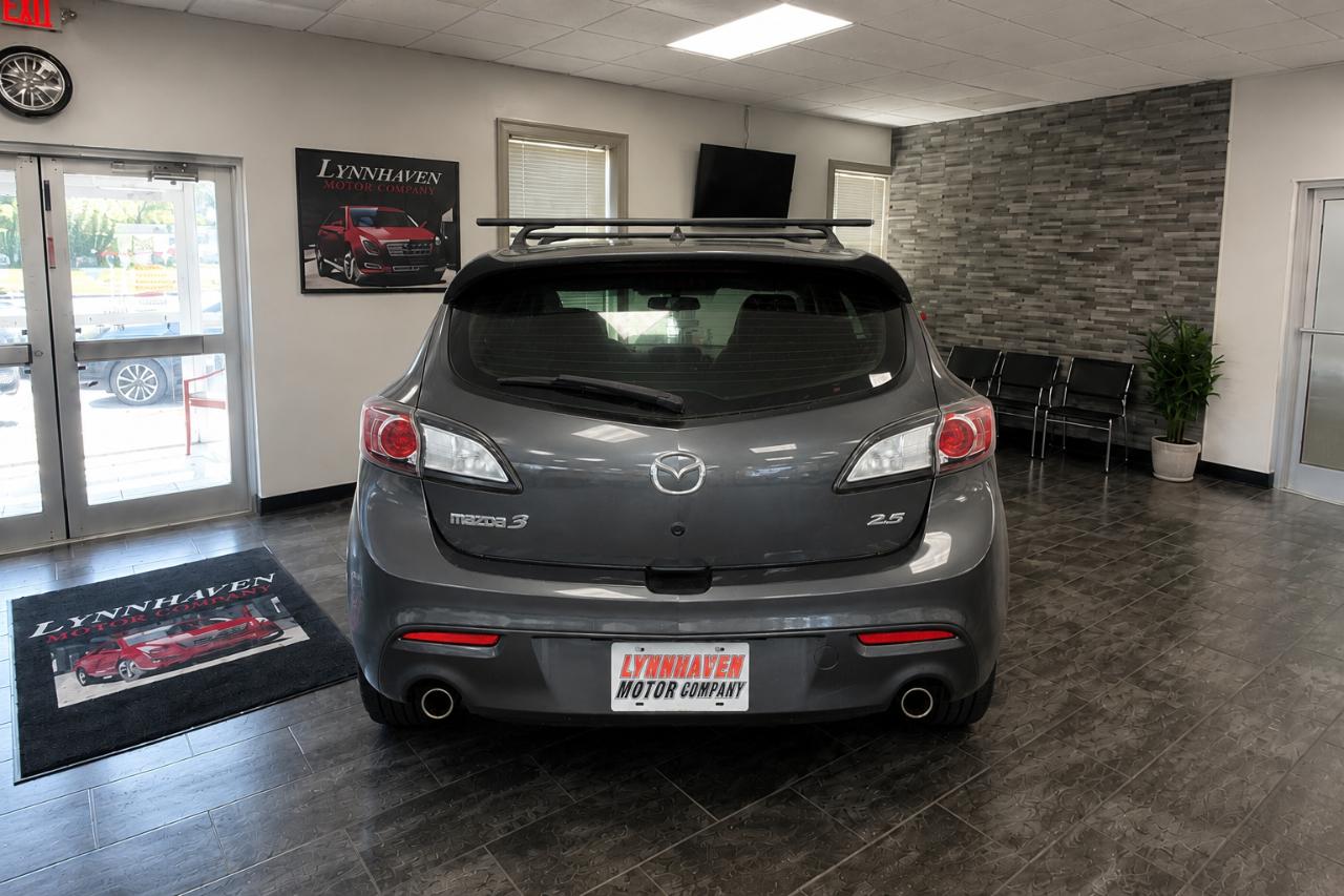 Mazda MAZDA3 s Touring 5-Door 2012