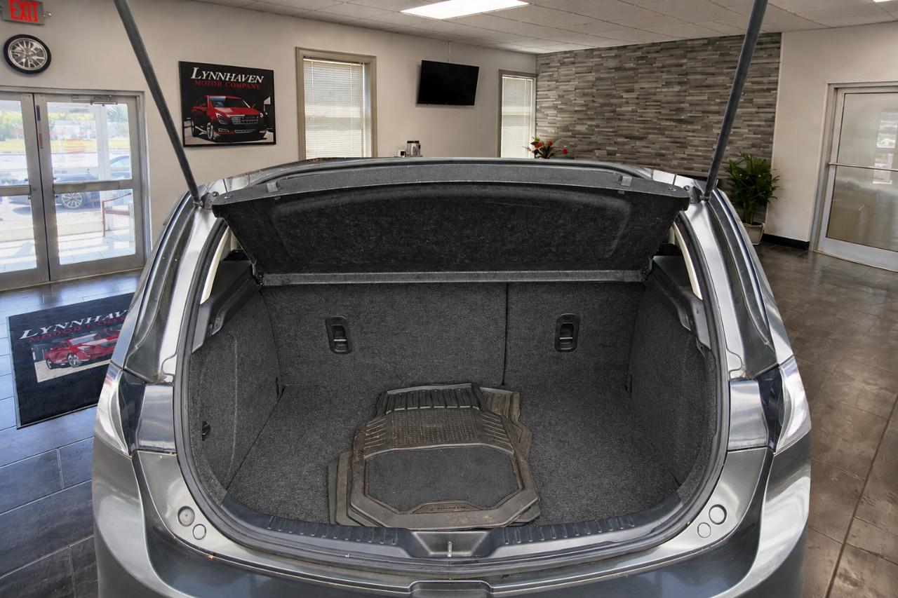 Mazda MAZDA3 s Touring 5-Door 2012