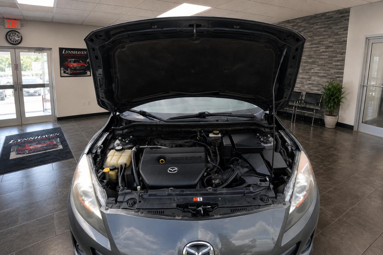 Mazda MAZDA3 s Touring 5-Door 2012