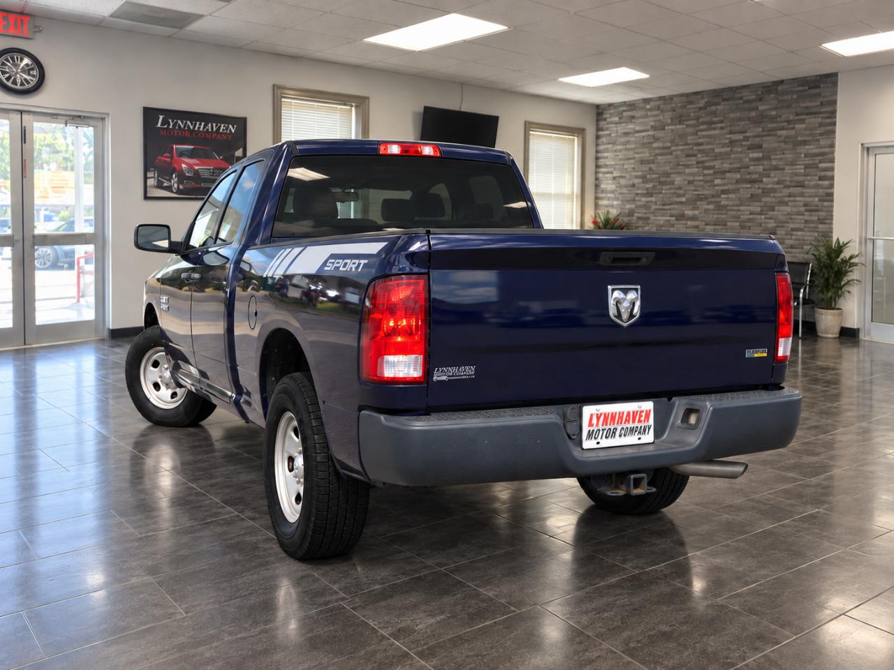 RAM 1500 Tradesman Quad Cab 2017