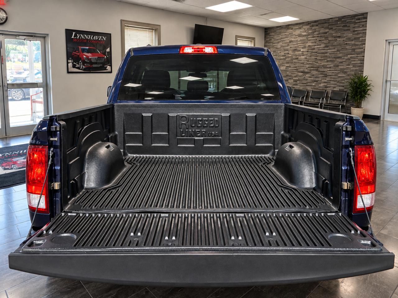 RAM 1500 Tradesman Quad Cab 2017