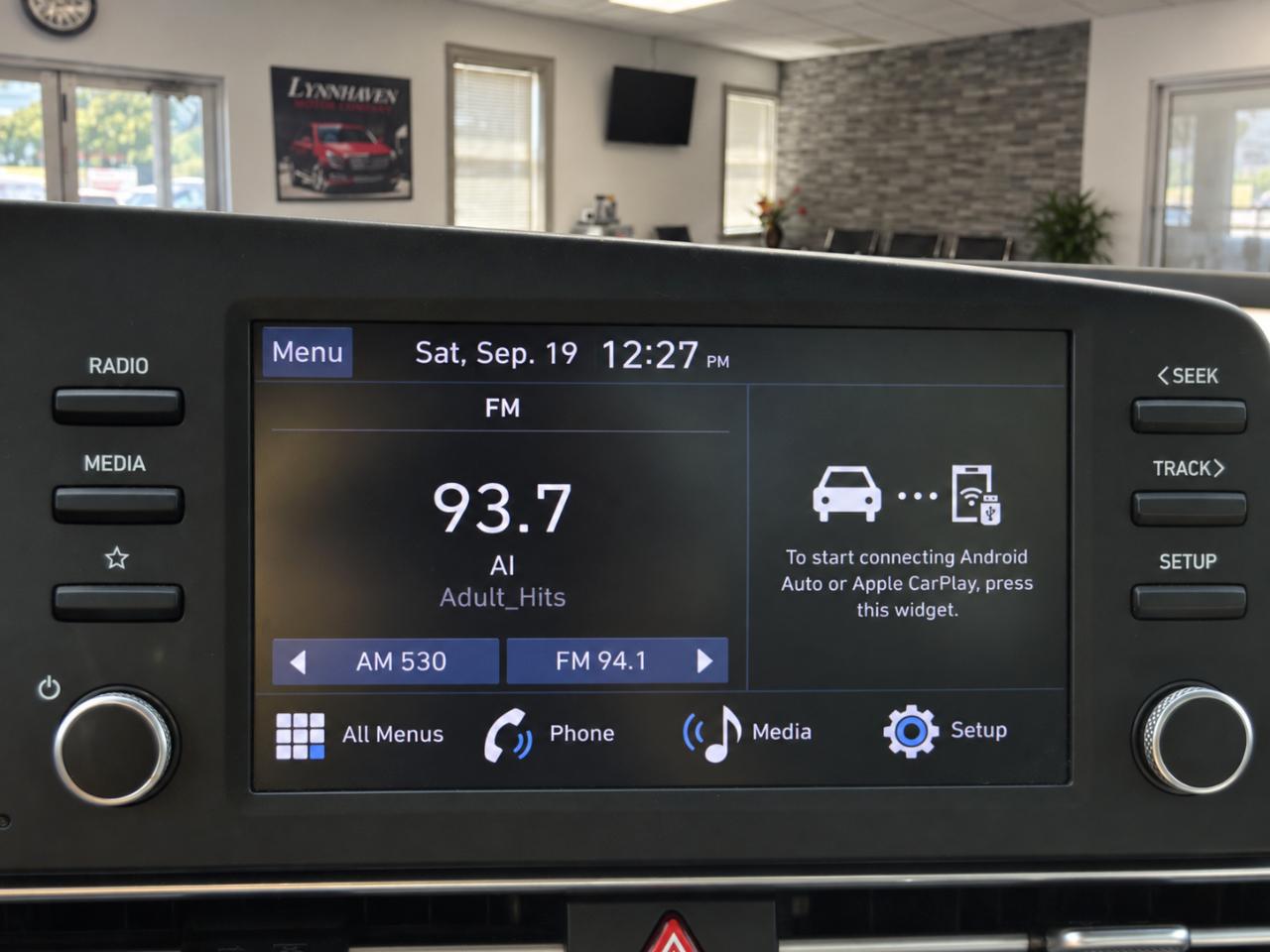 Hyundai Elantra SE 2024