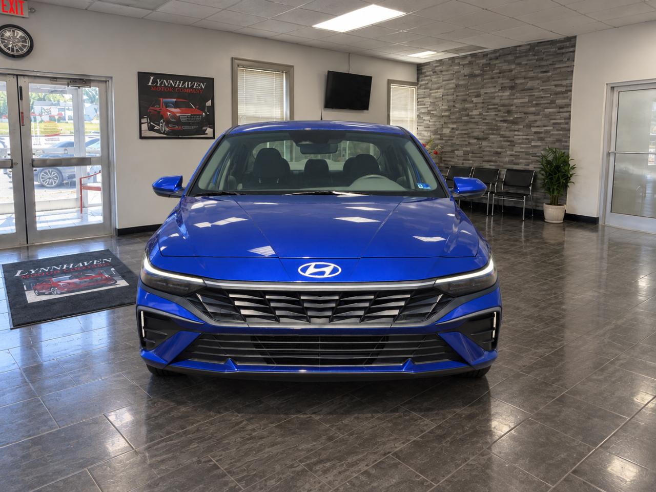 Hyundai Elantra SE 2024