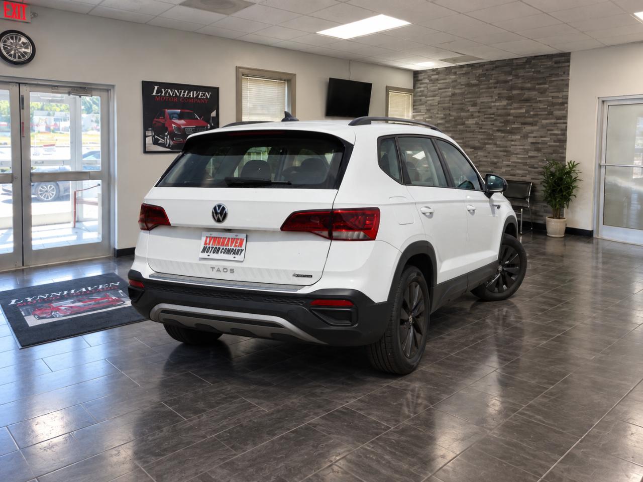 Volkswagen Taos S 4MOTION 2022