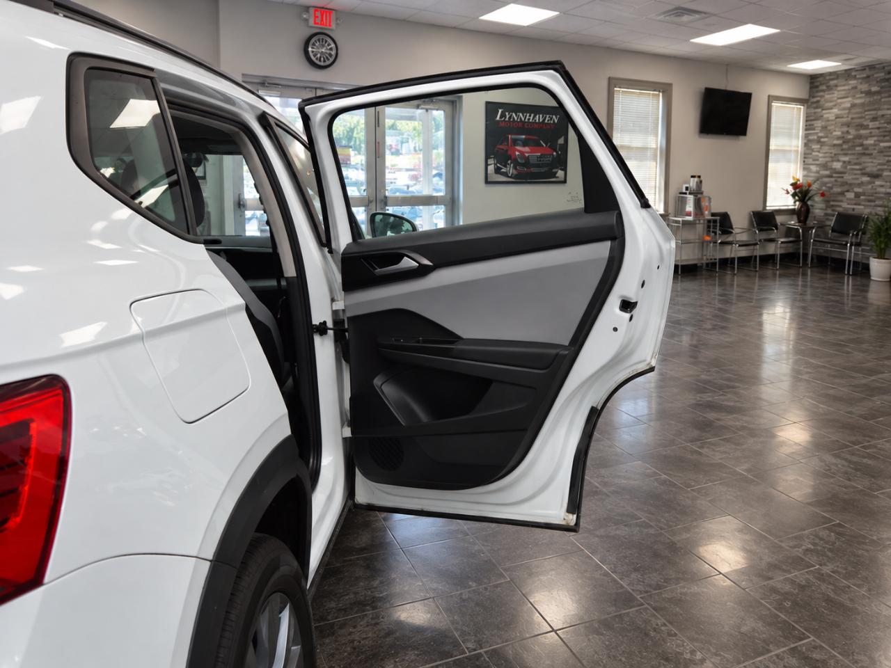 Volkswagen Taos S 4MOTION 2022