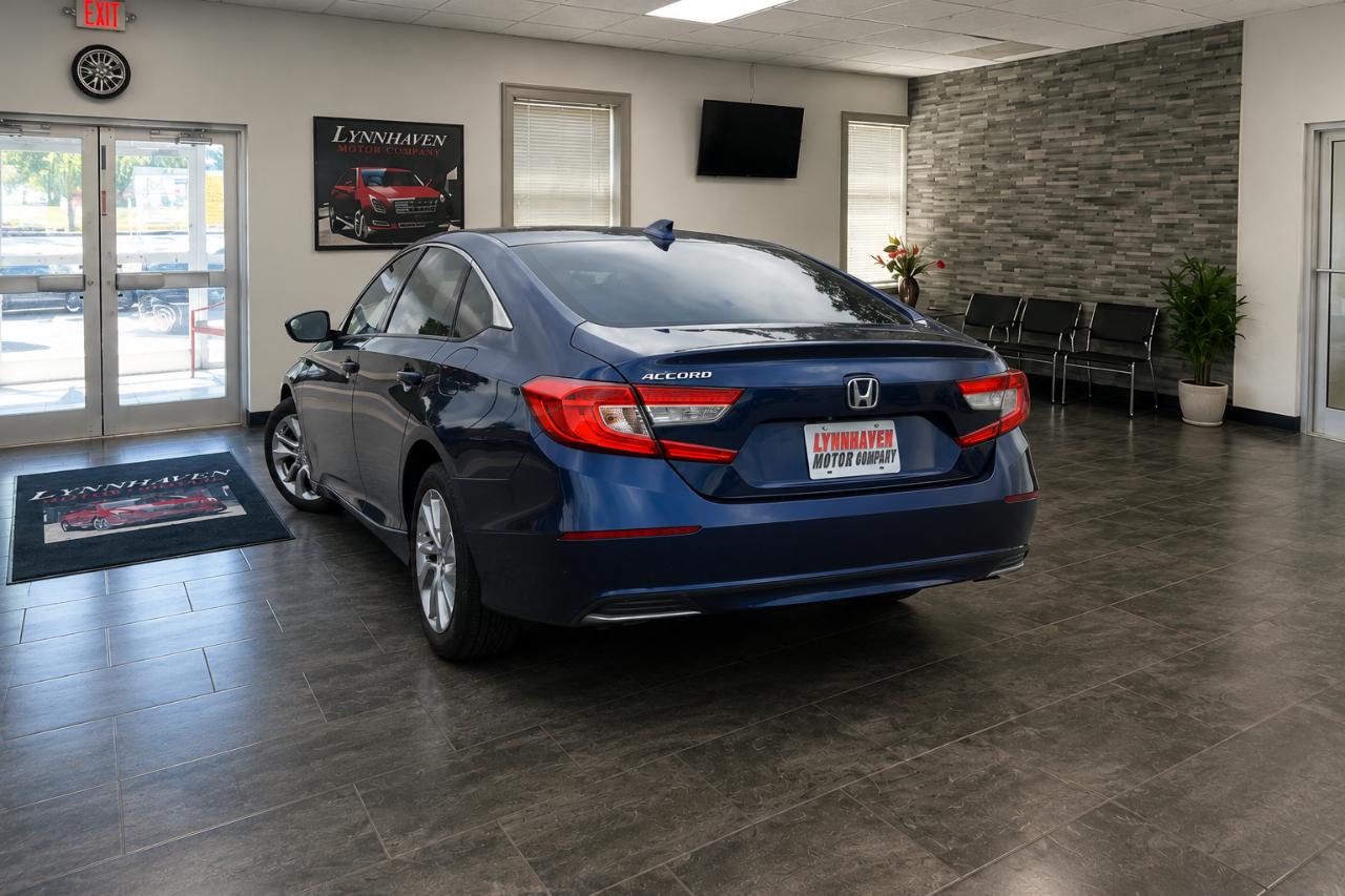 Honda Accord LX sedan AT 2019