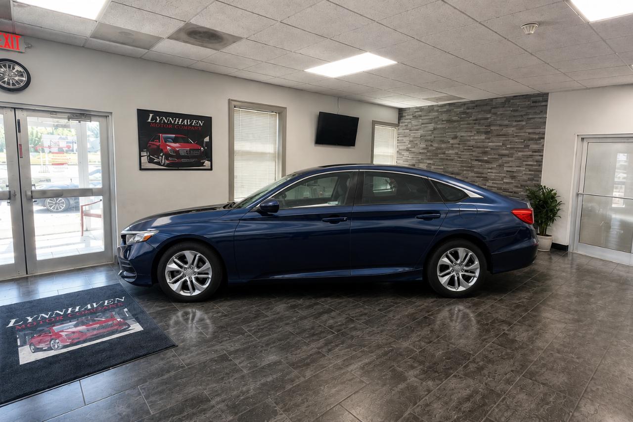 Honda Accord LX sedan AT 2019