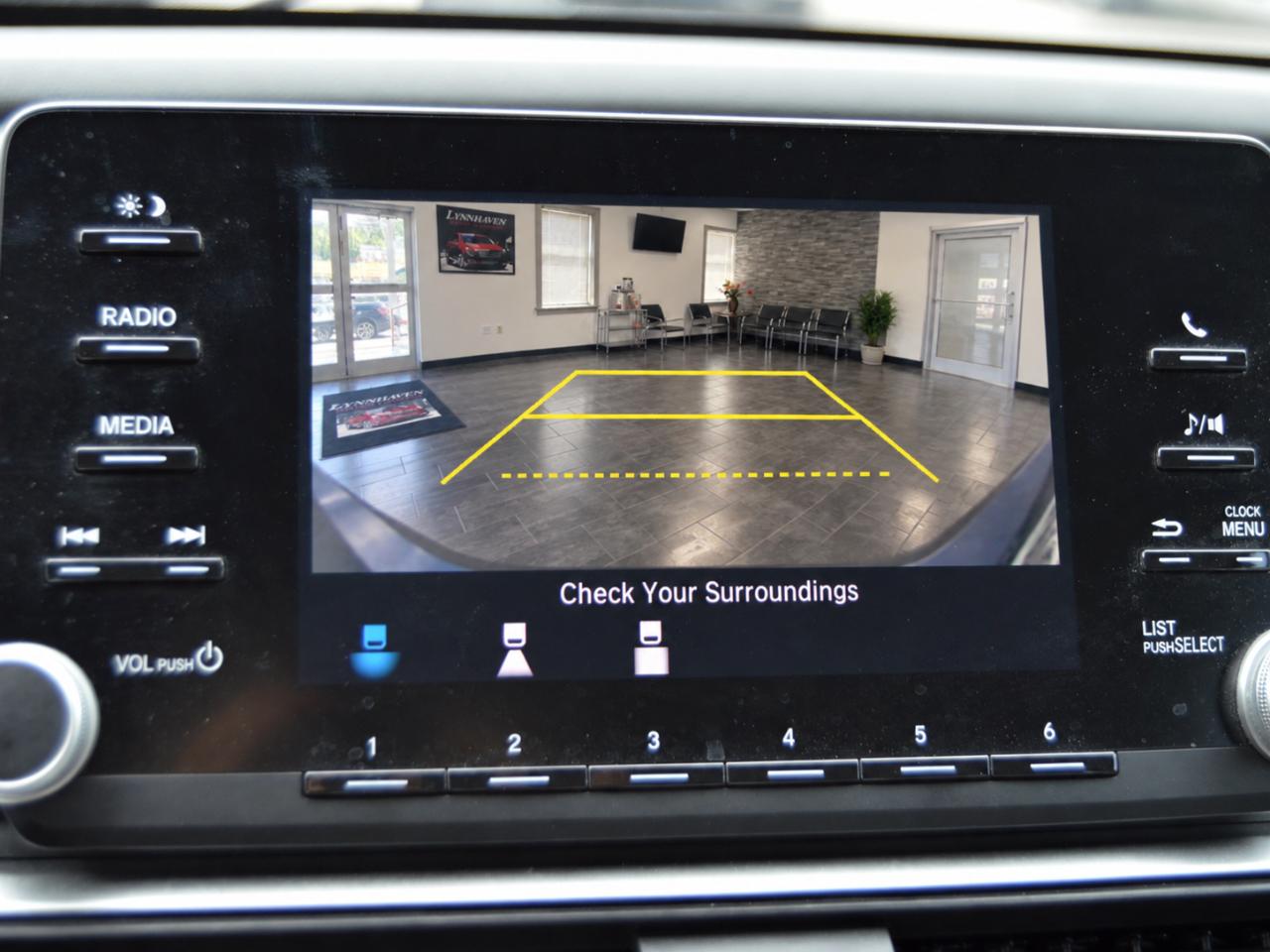 Honda Accord LX sedan AT 2019