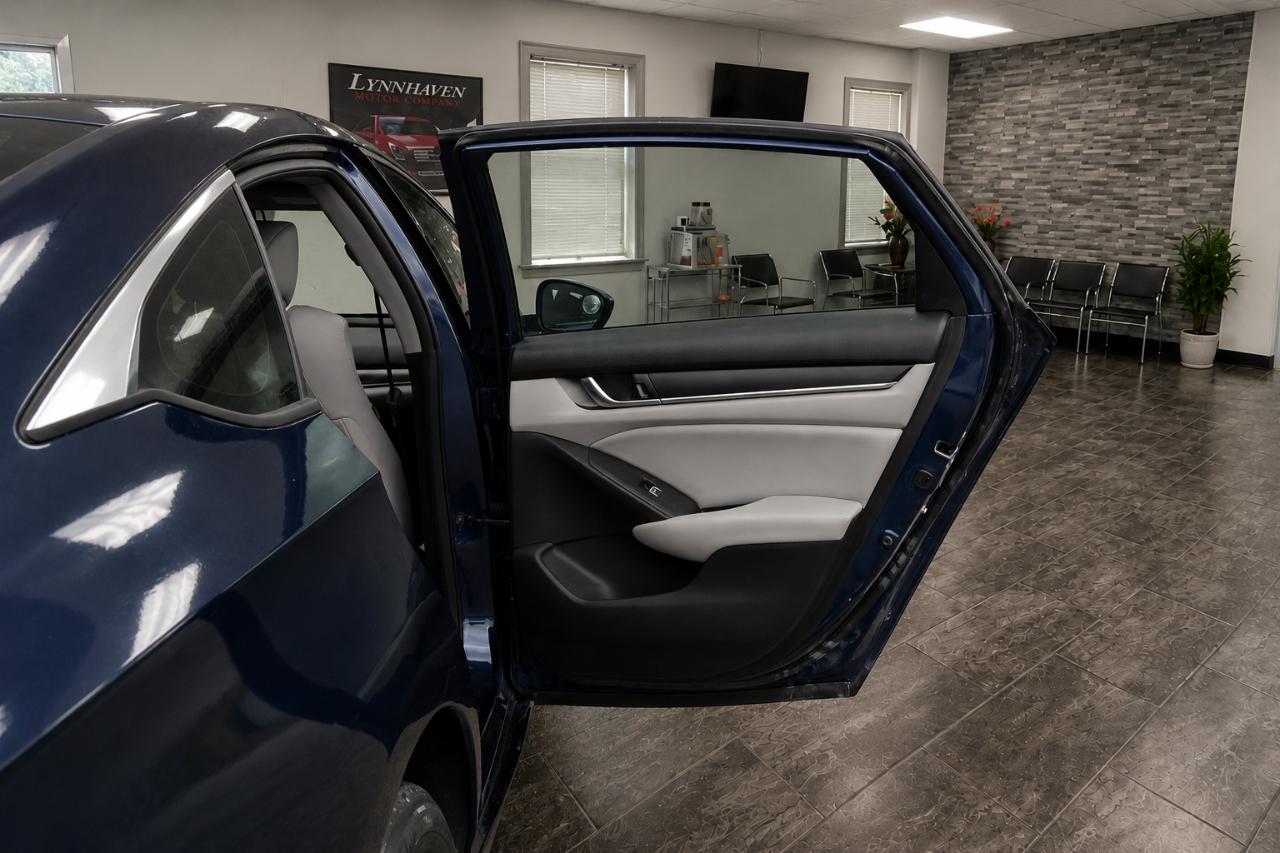 Honda Accord LX sedan AT 2019