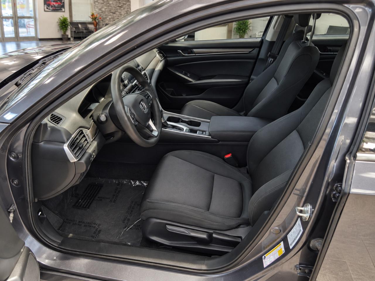 Honda Accord LX sedan AT 2019