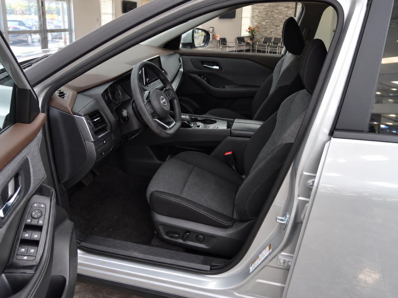 Nissan Rogue SV 2023