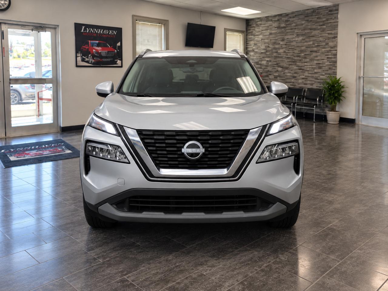 Nissan Rogue SV 2023