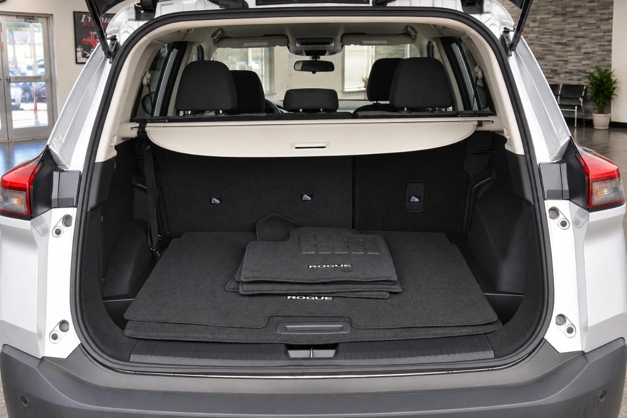 Nissan Rogue SV 2023