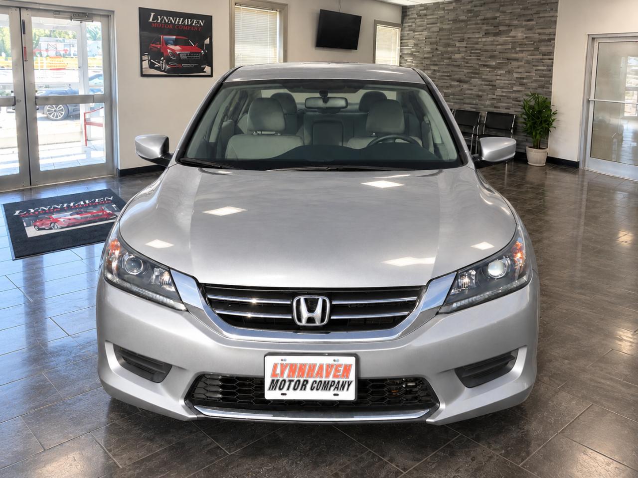 Honda Accord LX sedan AT 2015