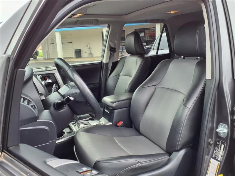 Toyota 4Runner SR5 4WD 2019