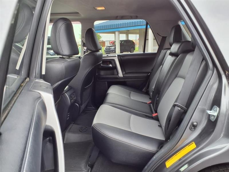 Toyota 4Runner SR5 4WD 2019