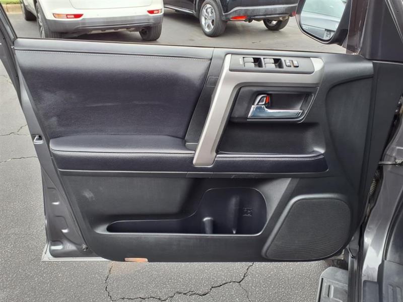 Toyota 4Runner SR5 4WD 2019