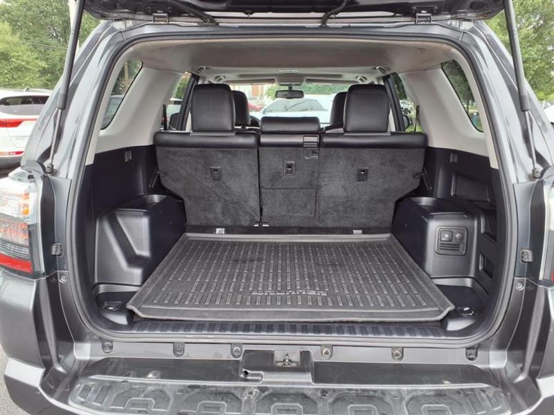 Toyota 4Runner SR5 4WD 2019