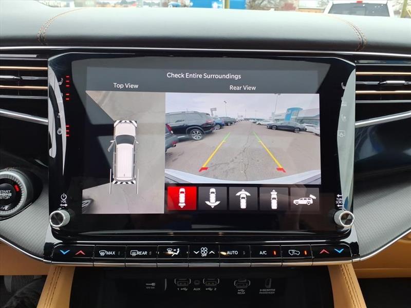 Jeep Grand Wagoneer Series III 4WD 2025