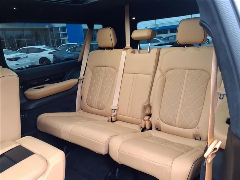 Jeep Grand Wagoneer Series III 4WD 2025