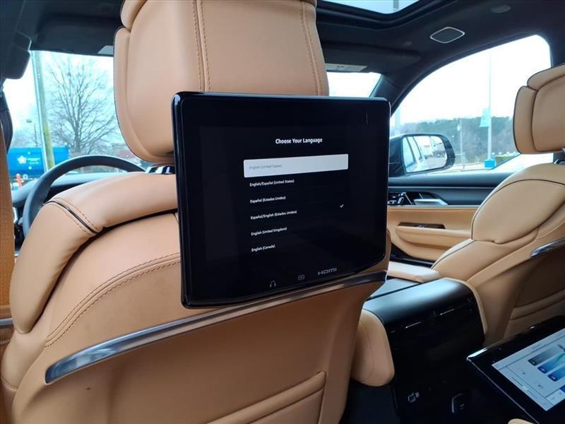 Jeep Grand Wagoneer Series III 4WD 2025