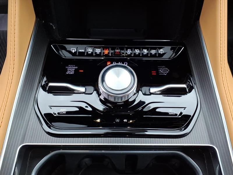 Jeep Grand Wagoneer Series III 4WD 2025