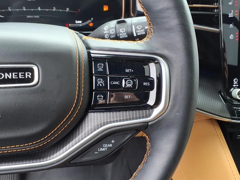 Jeep Grand Wagoneer Series III 4WD 2025