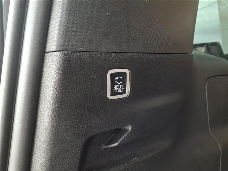 Jeep Grand Wagoneer Series III 4WD 2025