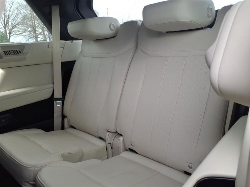 Land Rover New Range Rover SE LWB 2024