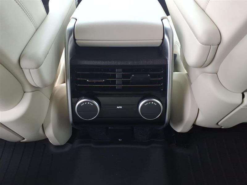 Land Rover New Range Rover SE LWB 2024