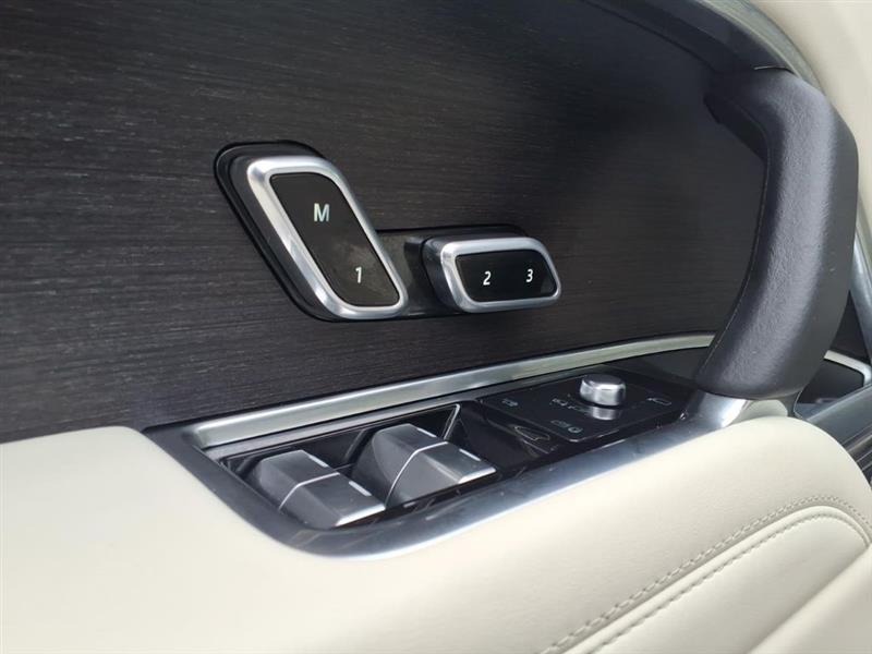 Land Rover New Range Rover SE LWB 2024