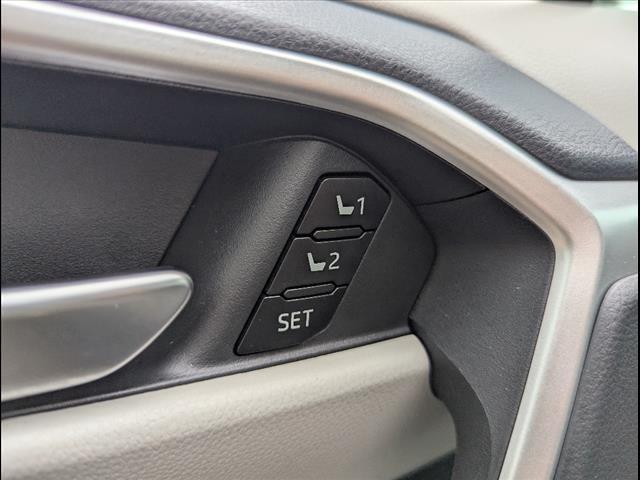 Toyota RAV4 XLE Premium 2023 Toyota RAV4 XLE Premium 2023