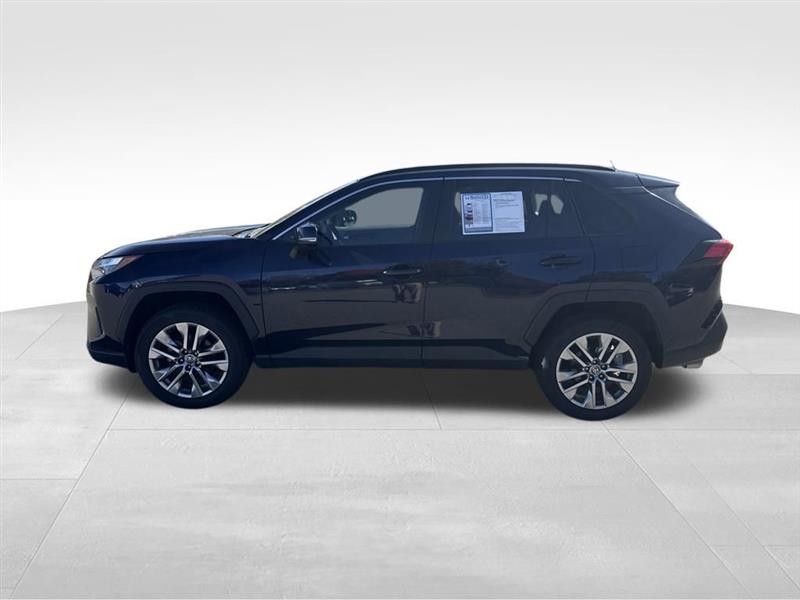 Toyota RAV4 XLE Premium 2023