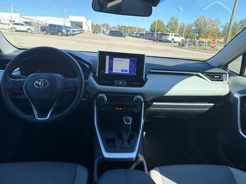 Toyota RAV4 XLE Premium 2023