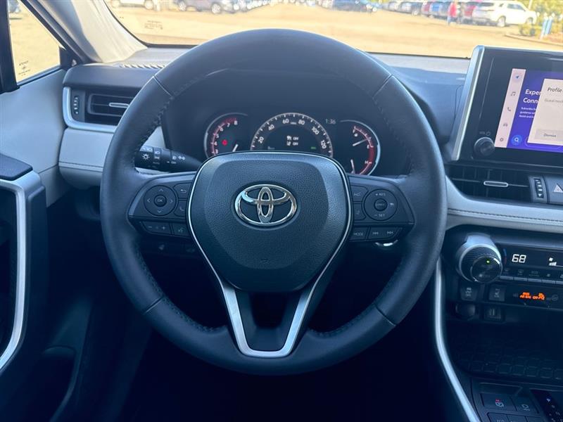 Toyota RAV4 XLE Premium 2023