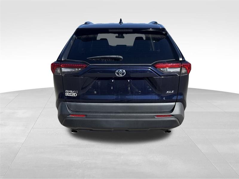 Toyota RAV4 XLE Premium 2023