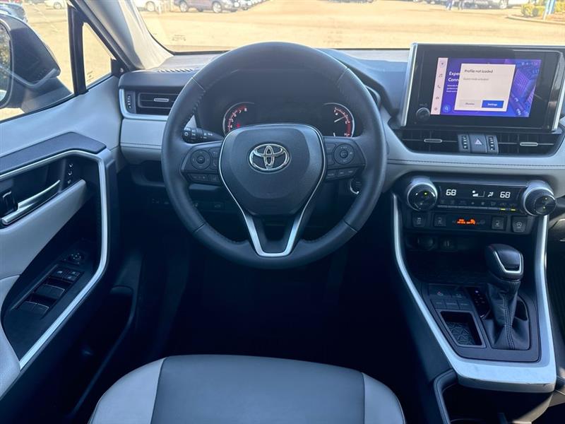Toyota RAV4 XLE Premium 2023