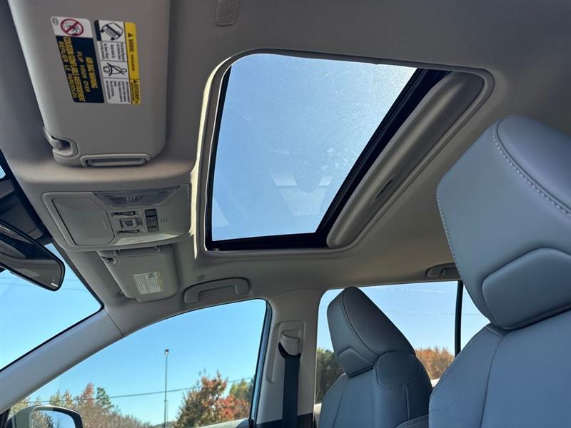 Toyota RAV4 XLE Premium 2023