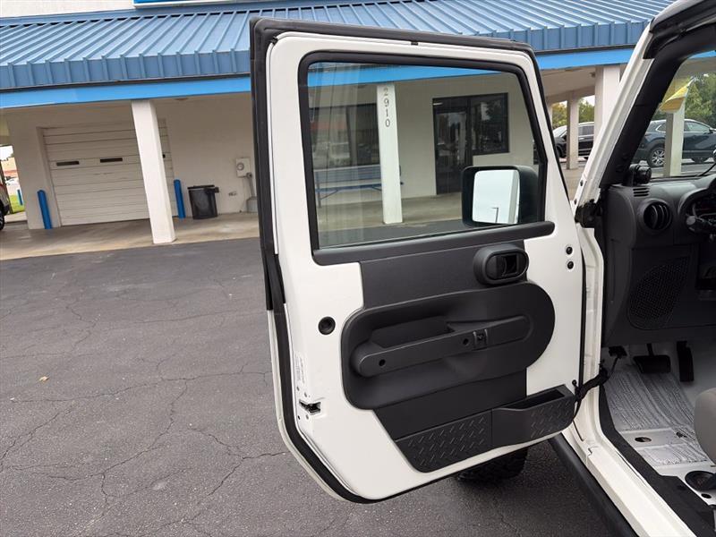 Jeep Wrangler Unlimited Rubicon 4WD 2010