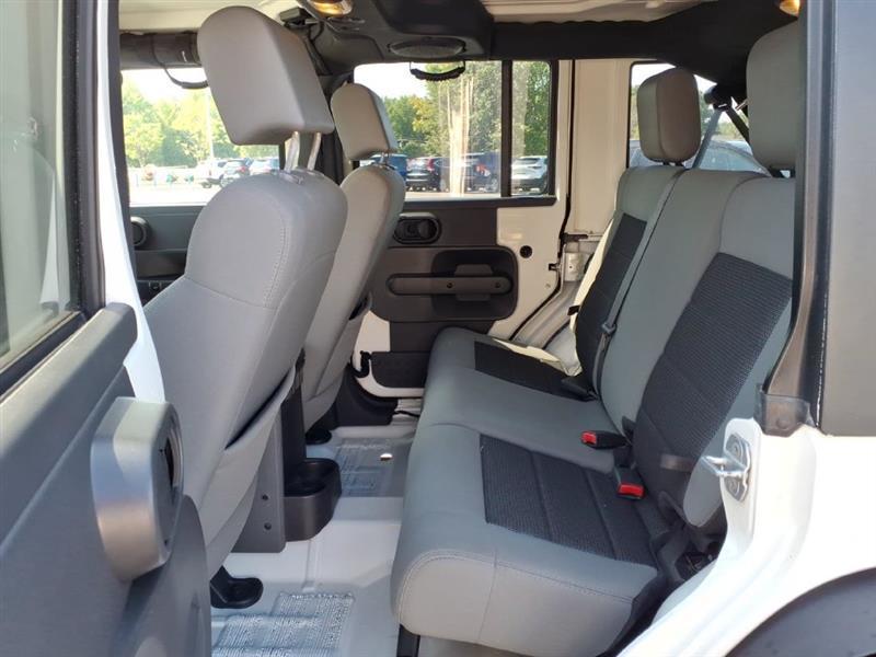 Jeep Wrangler Unlimited Rubicon 4WD 2010