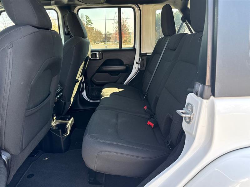 Jeep Wrangler Unlimited Sahara 2018