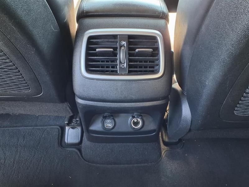 Kia Sorento EX V6 2WD 2016 Kia Sorento EX V6 2WD 2016