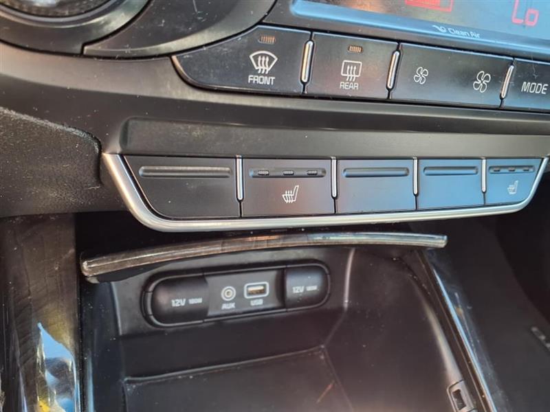 Kia Sorento EX V6 2WD 2016 Kia Sorento EX V6 2WD 2016