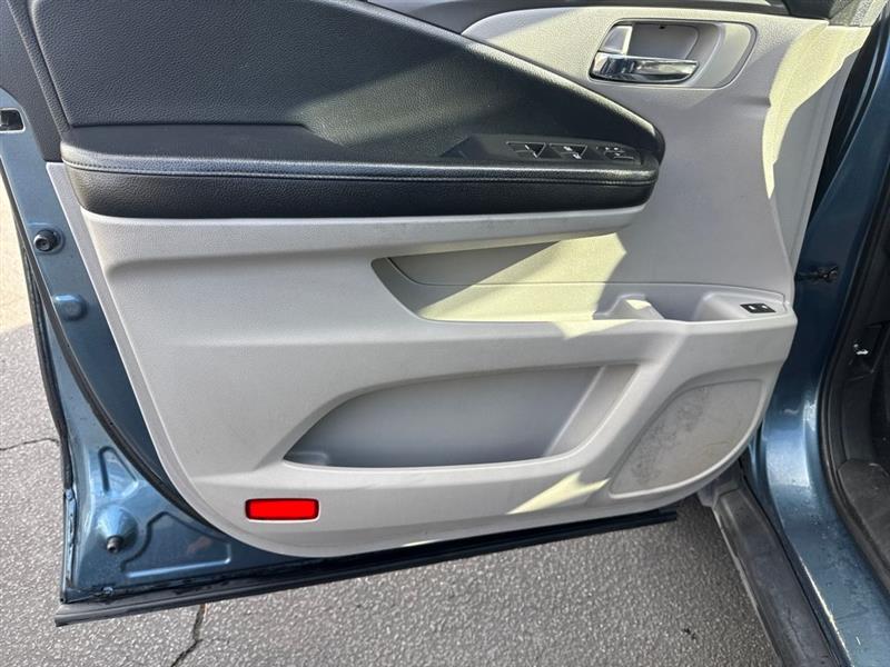 Honda Pilot EX-L w/Navigation AWD 2017 Honda Pilot EX-L w/Navigation AWD 2017