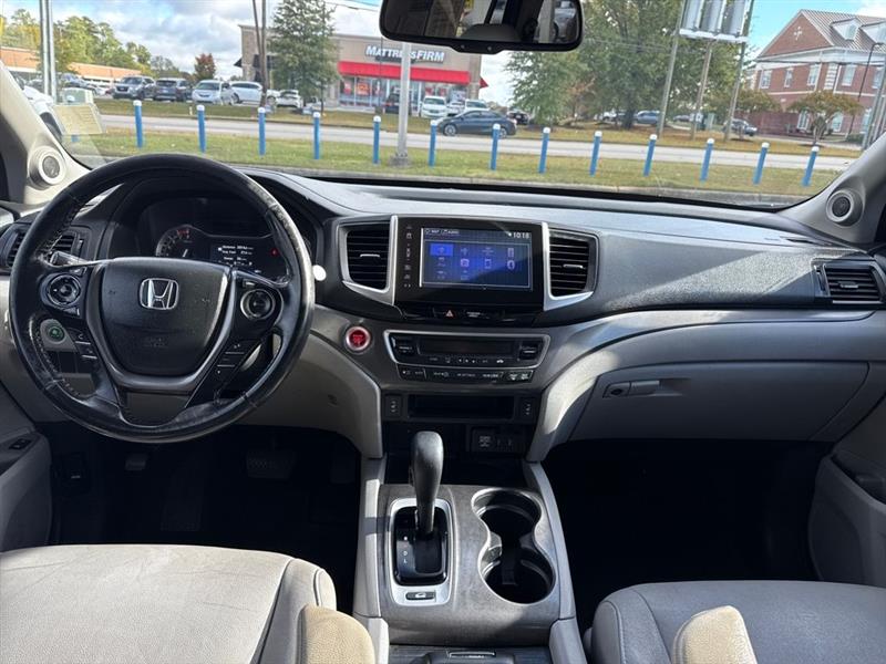 Honda Pilot EX-L w/Navigation AWD 2017 Honda Pilot EX-L w/Navigation AWD 2017