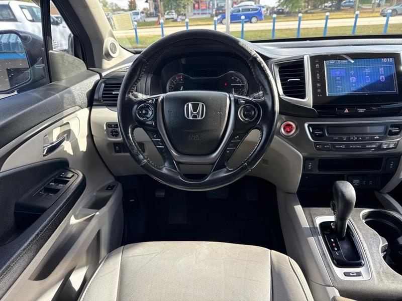 Honda Pilot EX-L w/Navigation AWD 2017 Honda Pilot EX-L w/Navigation AWD 2017