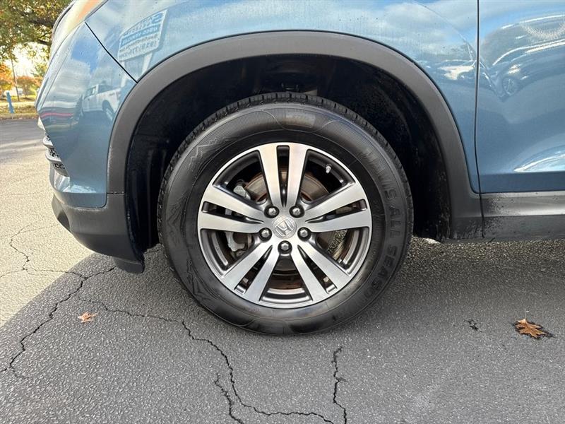 Honda Pilot EX-L w/Navigation AWD 2017 Honda Pilot EX-L w/Navigation AWD 2017