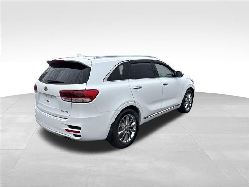 Kia Sorento Limited V6 2WD 2017 Kia Sorento Limited V6 2WD 2017